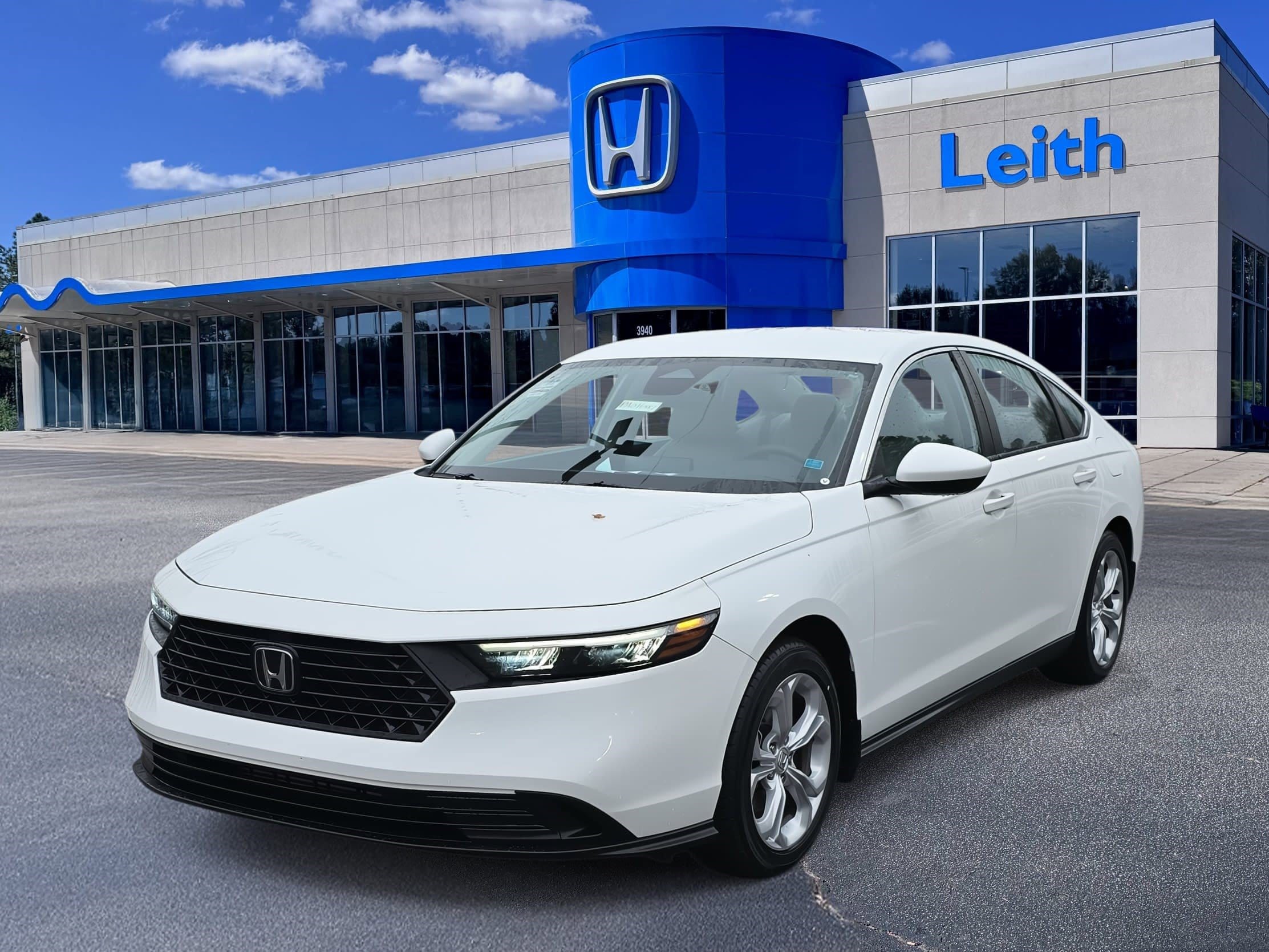 2023 Honda Accord LX's photo