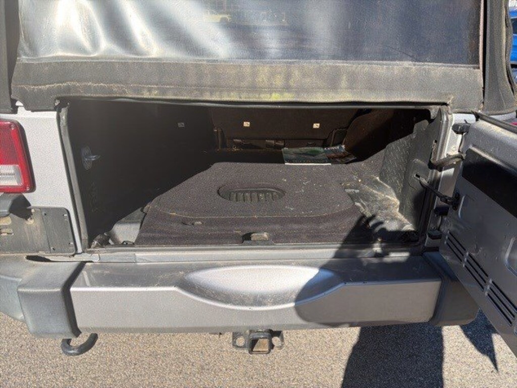 Used 2018 Jeep Wrangler JK Unlimited Sahara 4x4 SUV