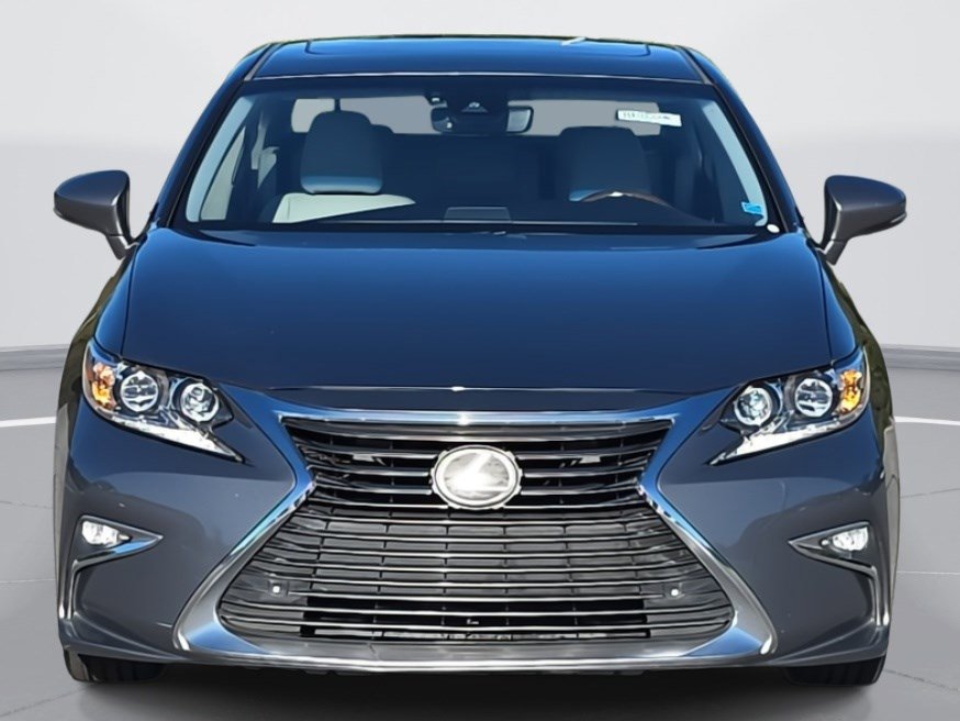 2016 Lexus ES 350 photo 2
