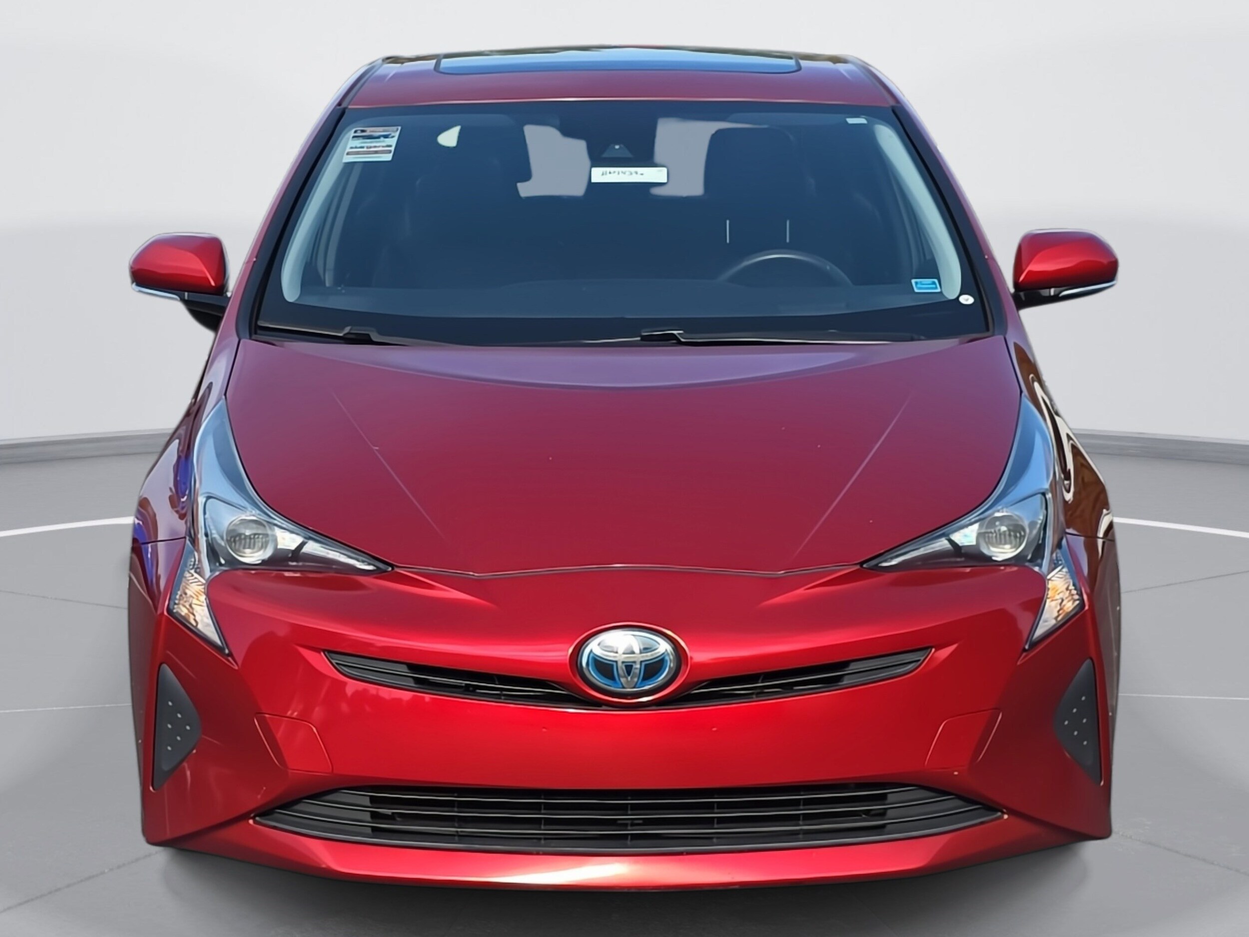 2016 Toyota Prius Four photo 2
