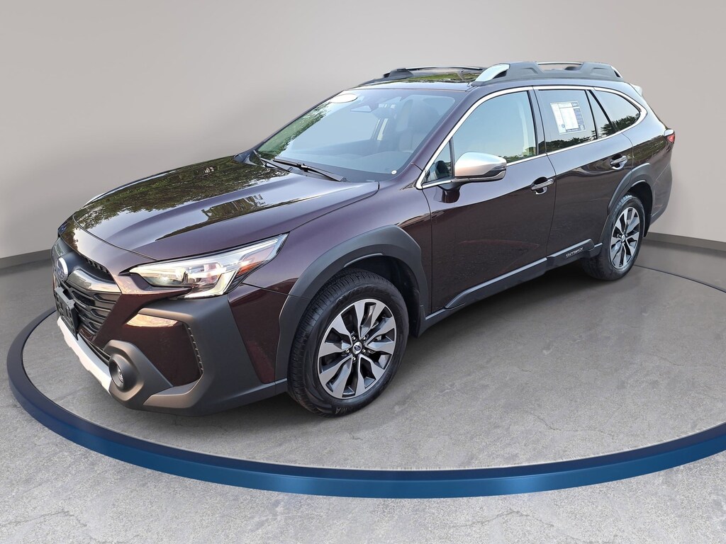 Used 2025 Subaru Outback Touring SUV