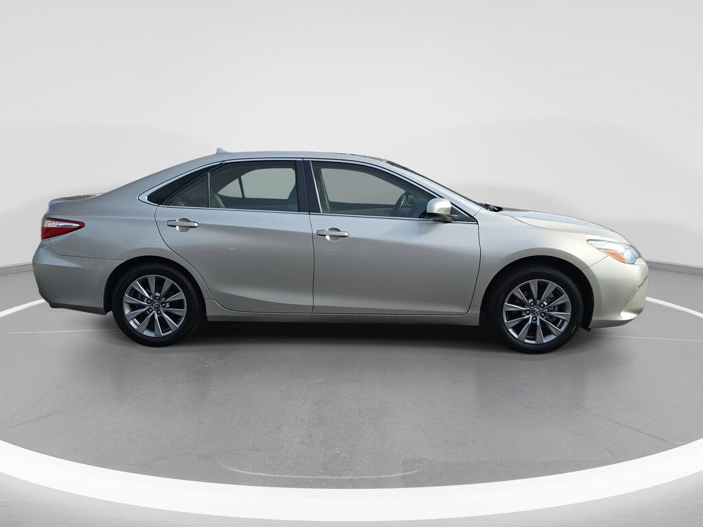 Used 2017 Toyota Camry XLE Sedan