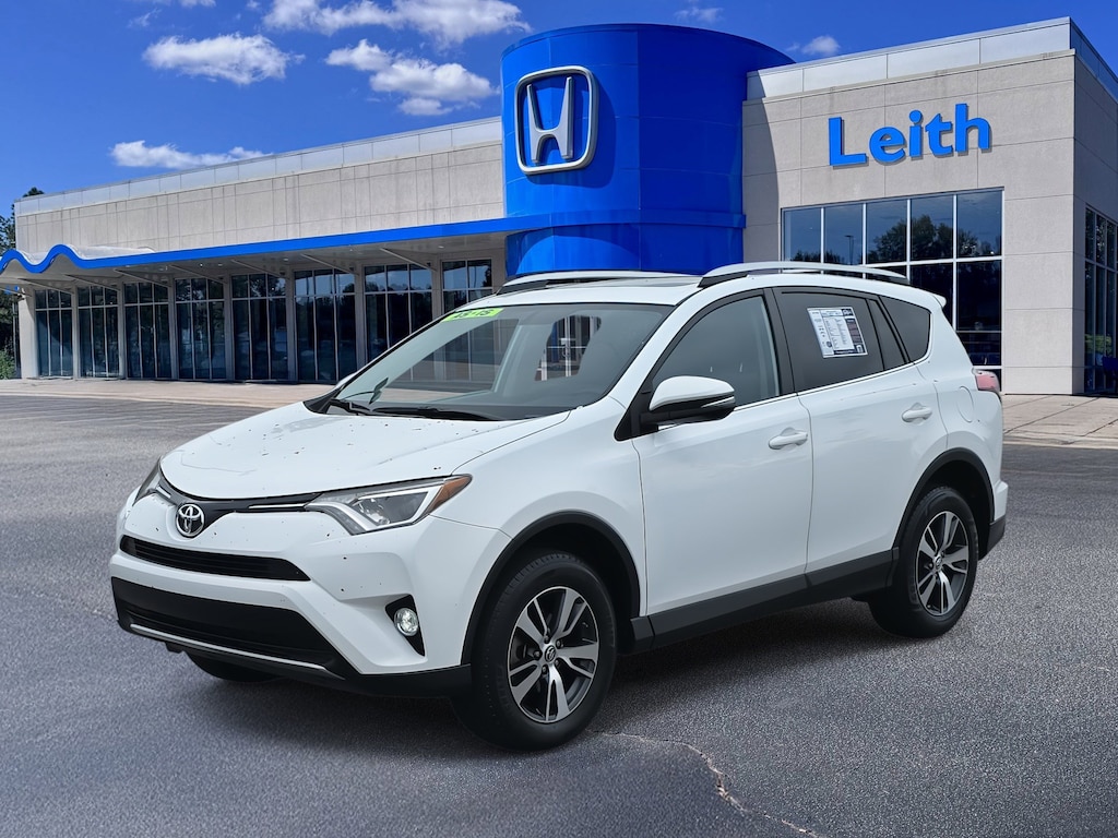 Used 2016 Toyota RAV4 XLE SUV