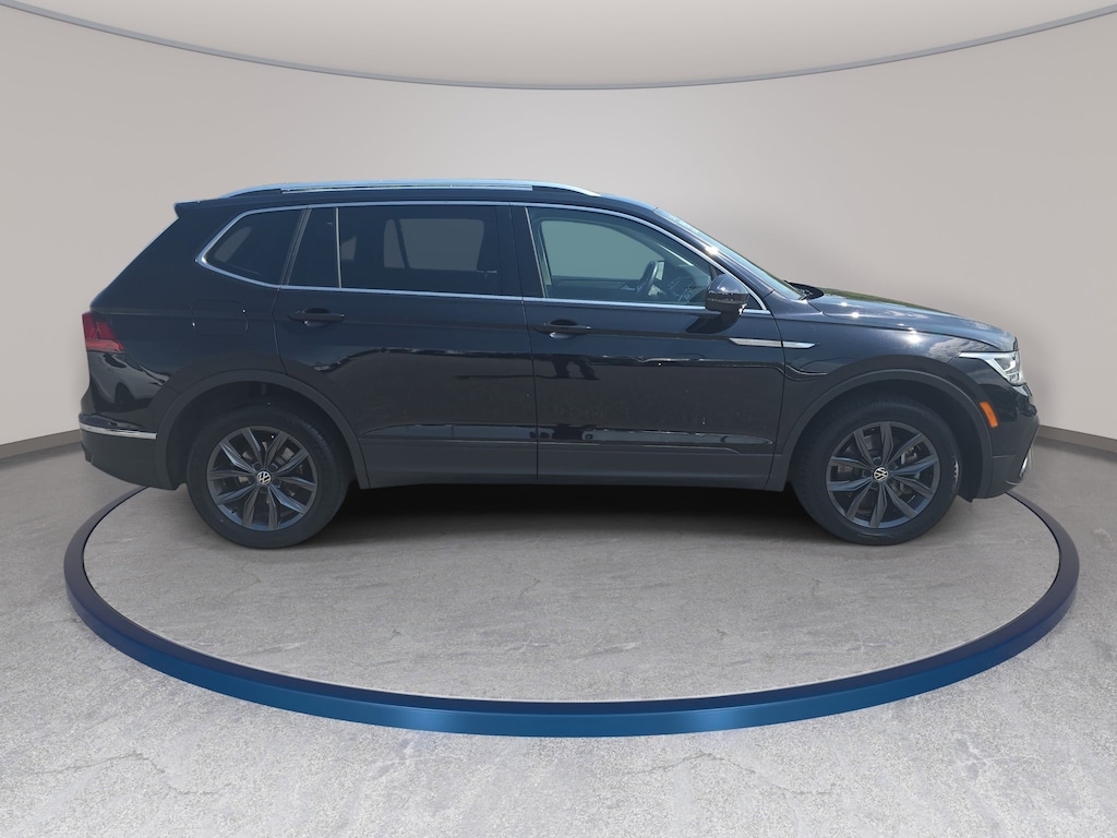 Used 2022 Volkswagen Tiguan 2.0T SE SUV