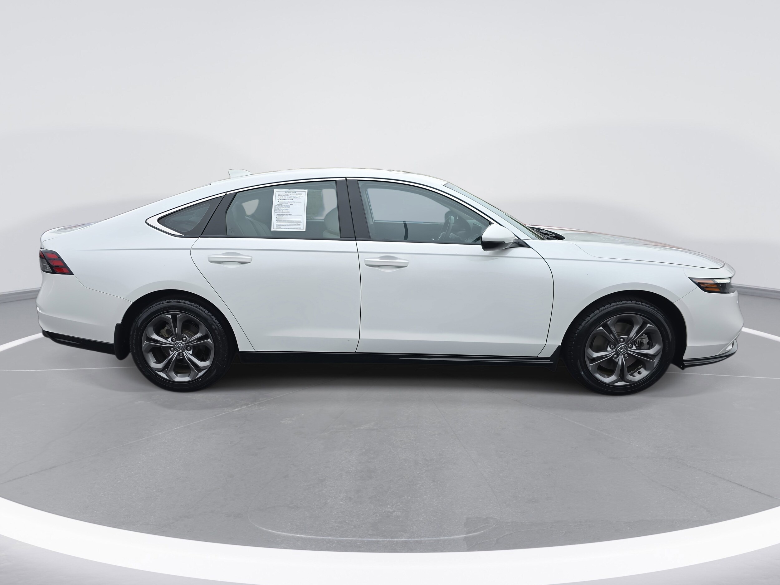 2023 Honda Accord Hybrid EX-L photo 3