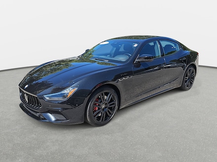 2022 Maserati Ghibli Modena Q4 Sedan