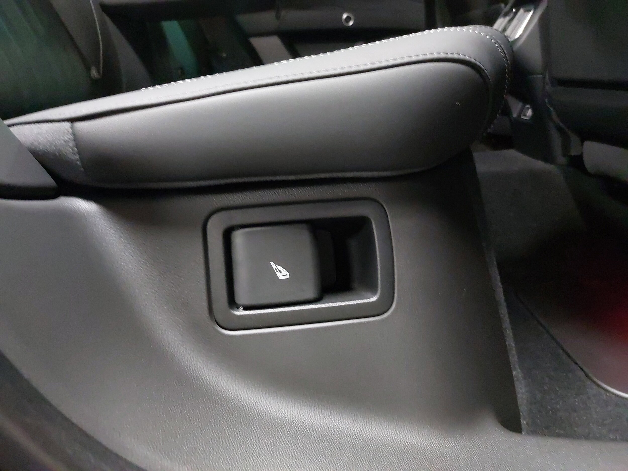 2025 Maserati Grecale MODENA - Photo 13