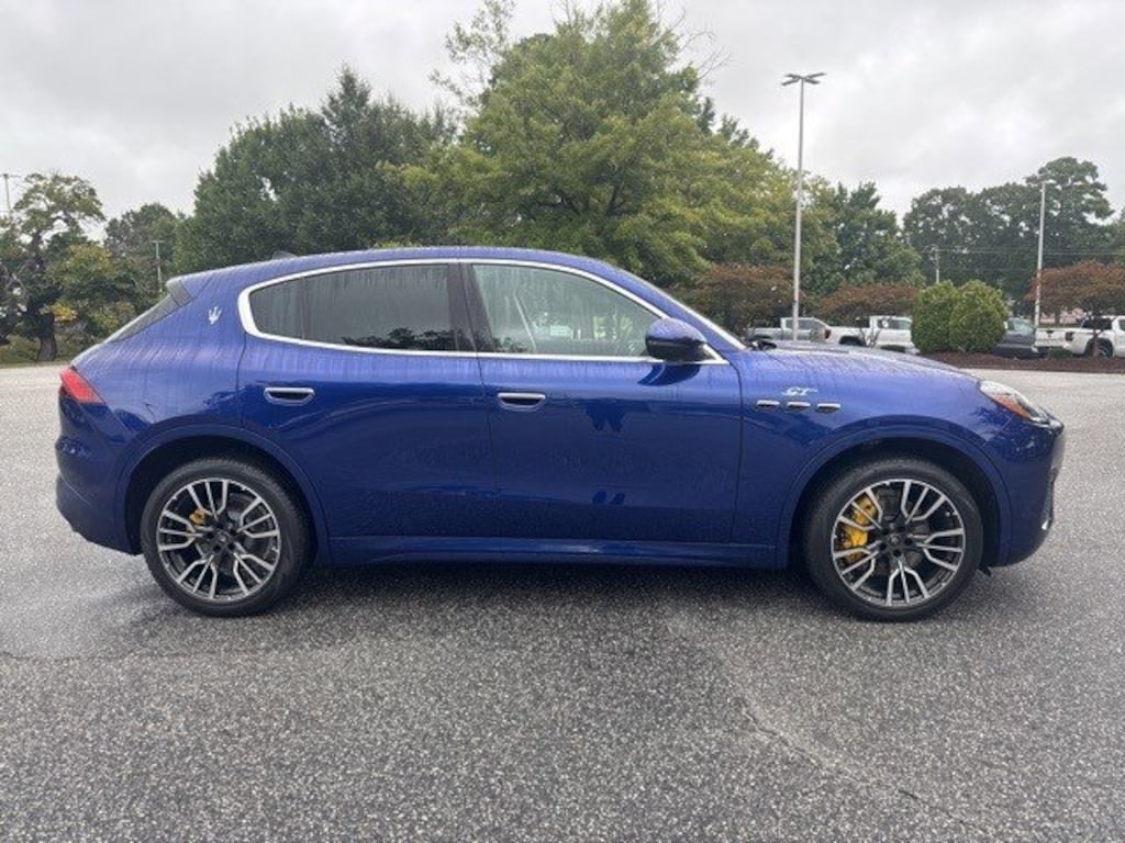 New 2023 Maserati Grecale GT SUV