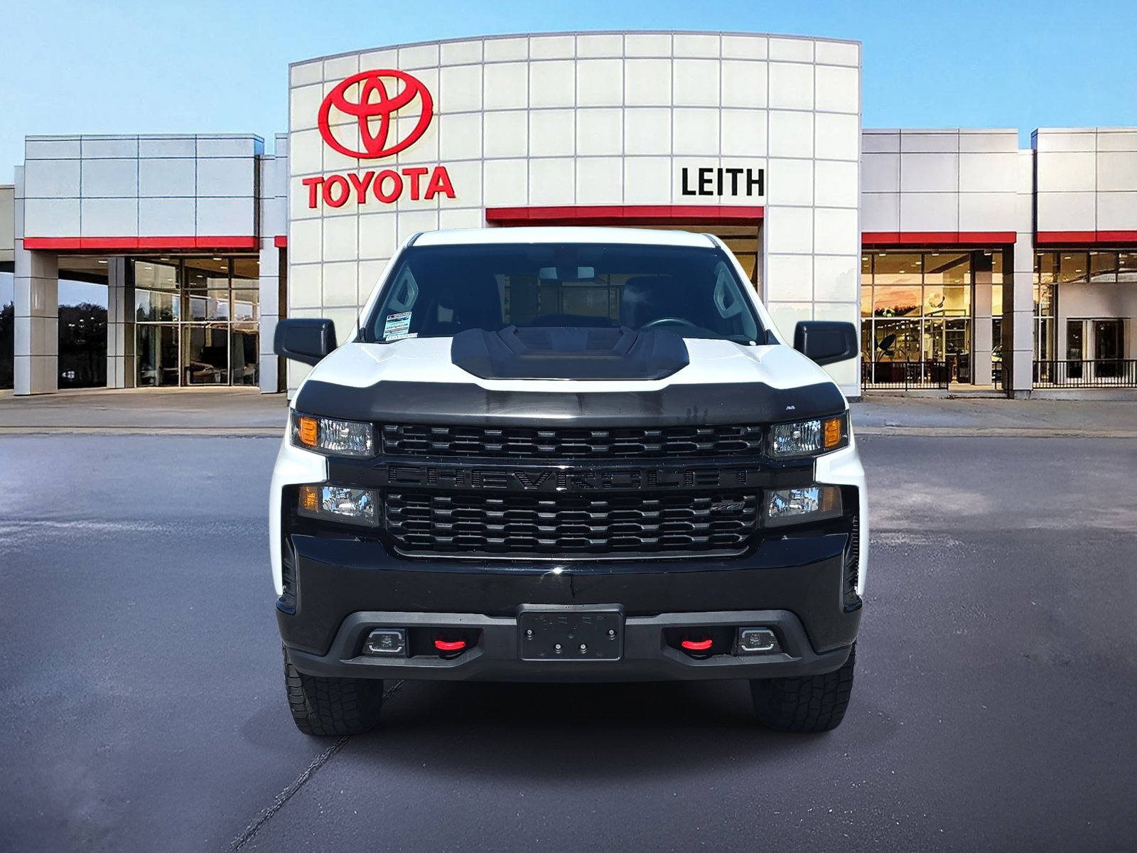 2019 Chevrolet Silverado 1500 Custom Trail Boss photo 2