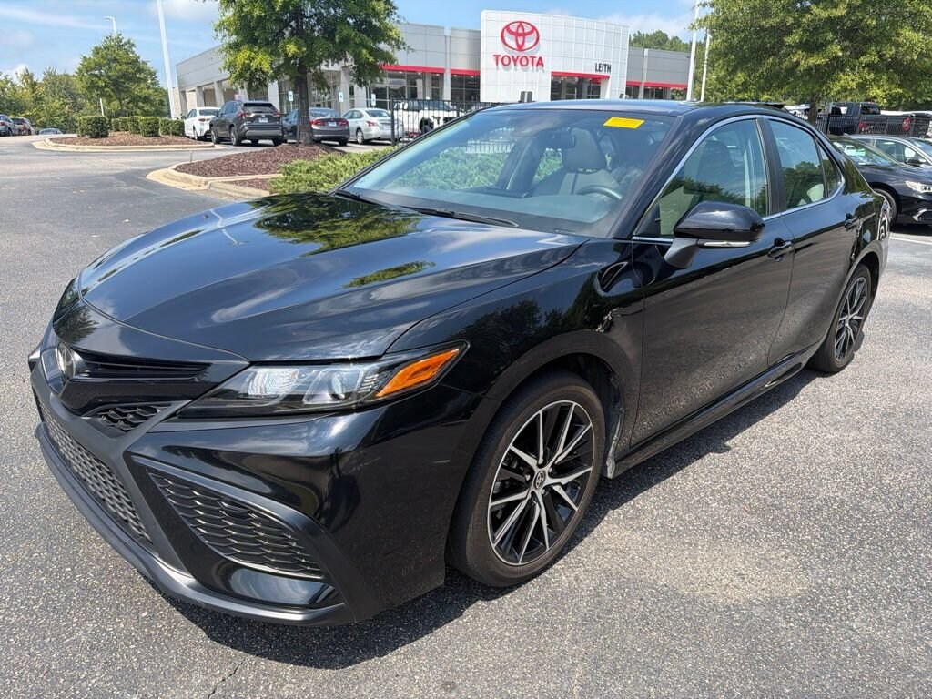 Used 2024 Toyota Camry SE Sedan