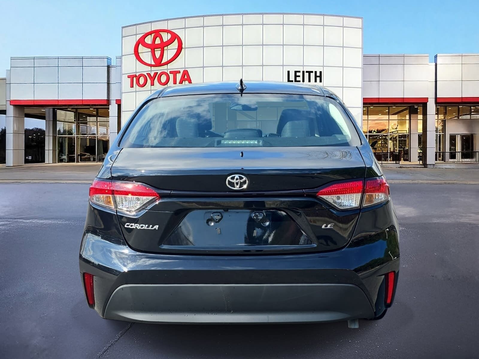 2023 Toyota Corolla LE photo 4