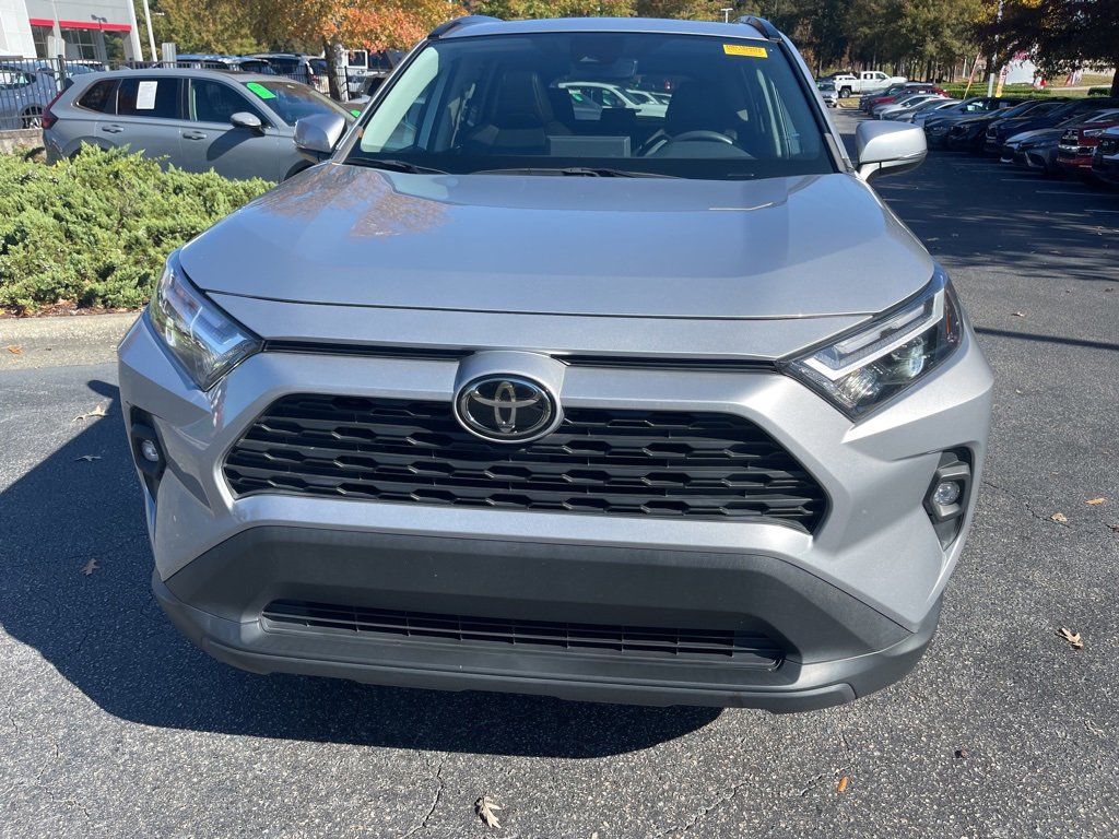 2022 Toyota RAV4 XLE Premium photo 2