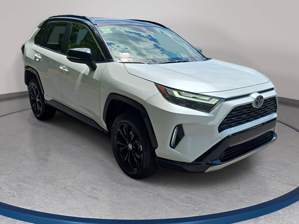 Used 2025 Toyota RAV4 Hybrid XSE SUV