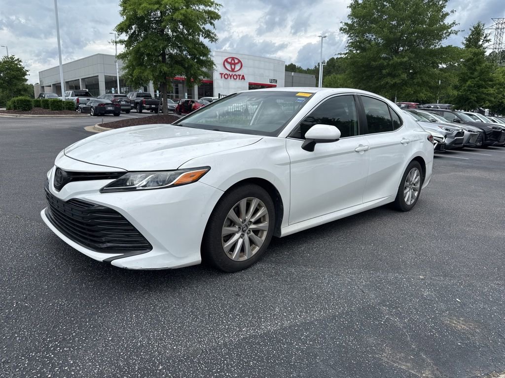 2019 Toyota Camry 2.5 Auto LE's photo