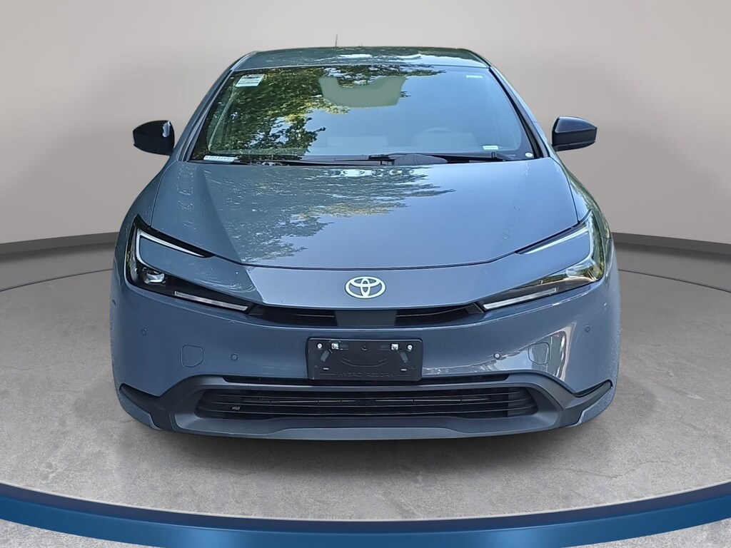 Used 2024 Toyota Prius LE Hatchback