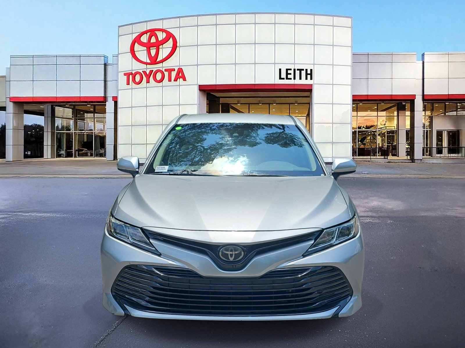 Used 2018 Toyota Camry LE with VIN 4T1B11HK6JU637496 for sale in Raleigh, NC