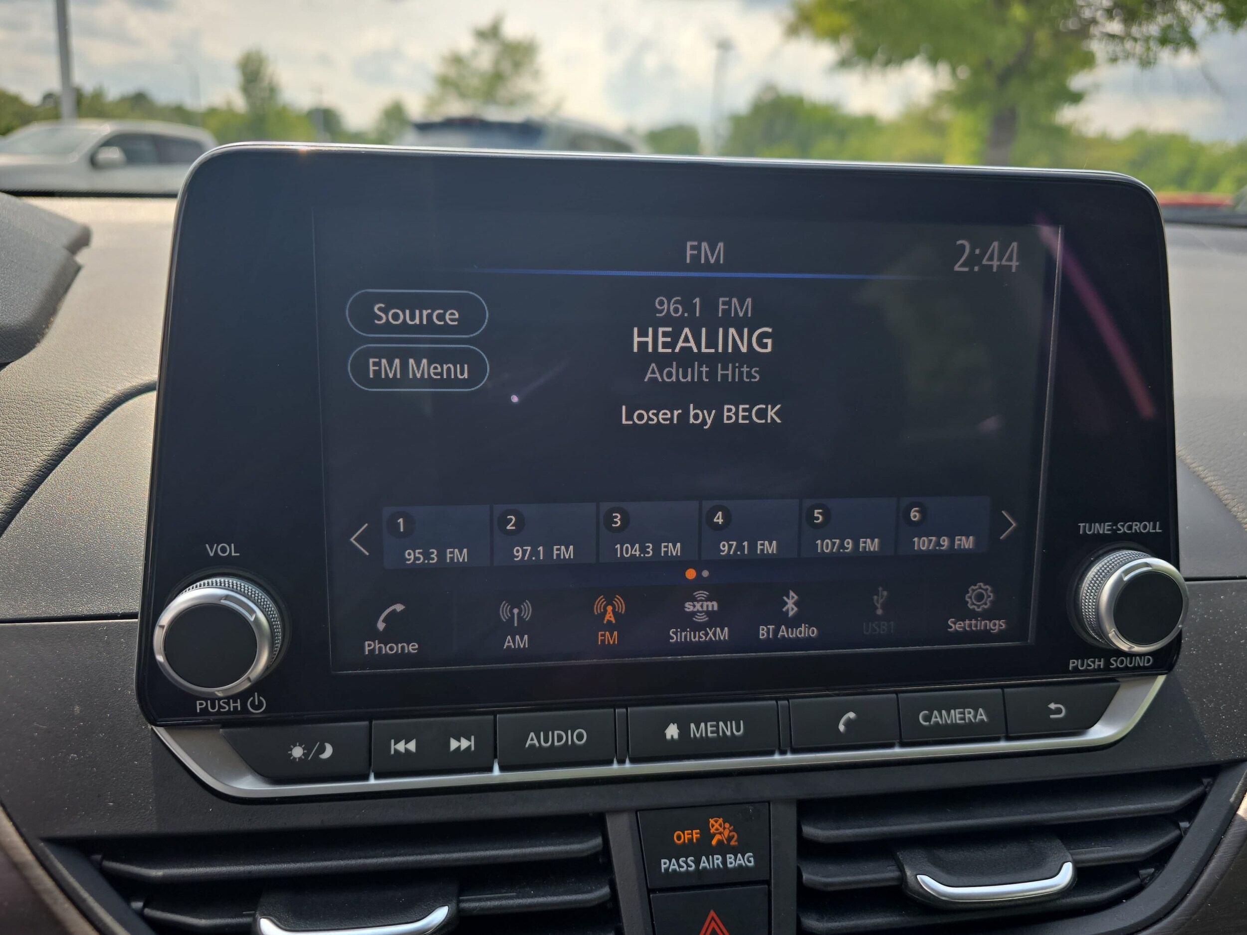2025 Nissan Altima SV - Photo 23