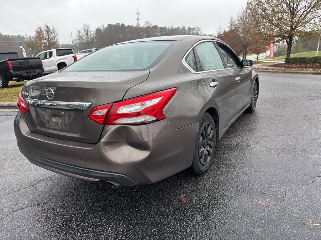 2016 Nissan Altima 2.5 S photo 4