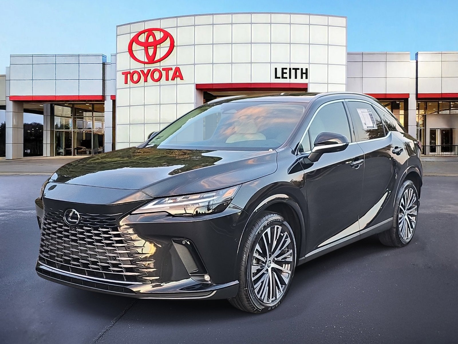 2025 Lexus RX 350's photo