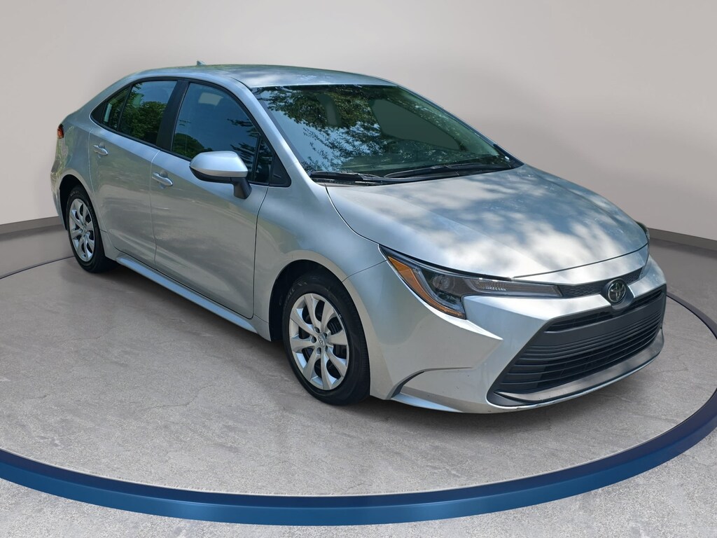 Used 2025 Toyota Corolla LE Sedan