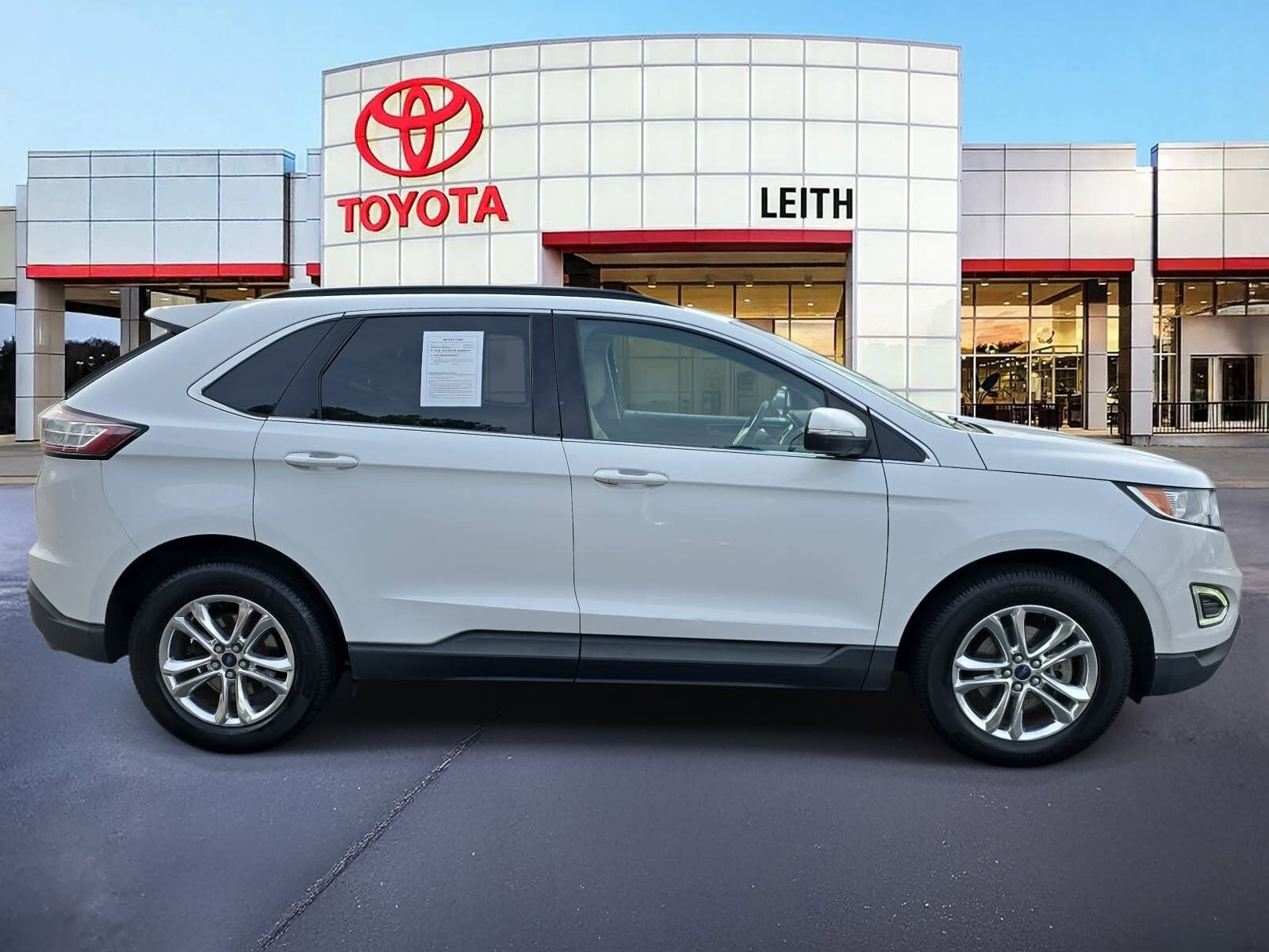 2015 Ford Edge SEL photo 4