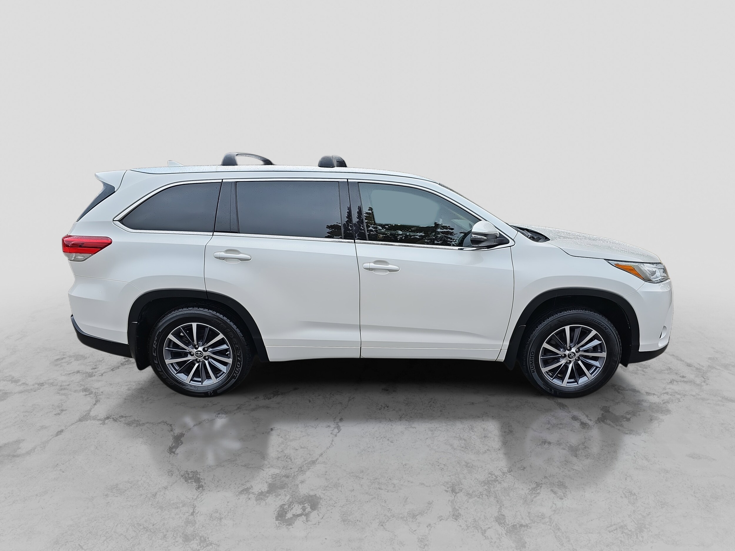 2018 Toyota Highlander XLE photo 4