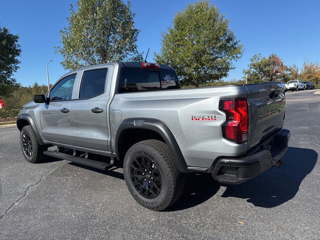 2026 Chevrolet Colorado Trail Boss photo 3