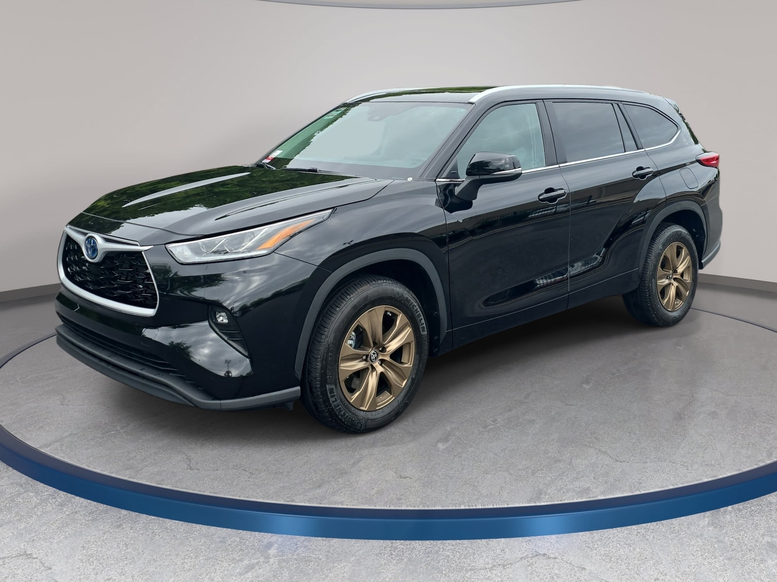 お値下げ バイタライジングHSⅢ Used 2023 Toyota Highlander Hybrid For Sale at Leith Lincoln | VIN