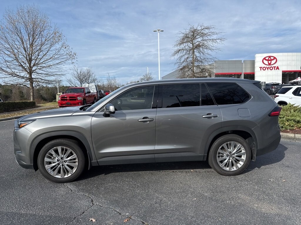Used 2025 Toyota Grand Highlander Platinum SUV