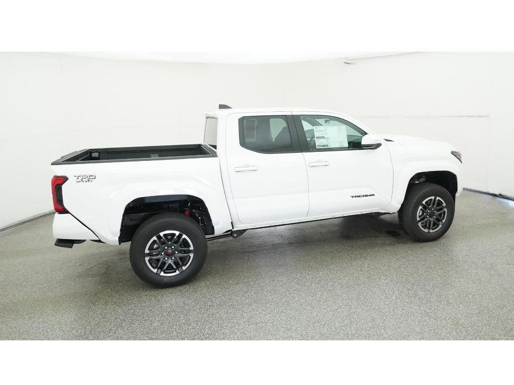 2025 Toyota Tacoma TRD Sport - Photo 11