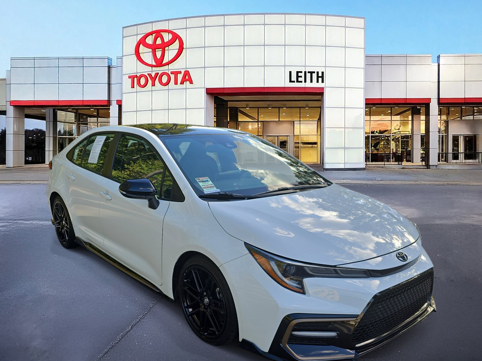 2021 Toyota Corolla SE photo 3