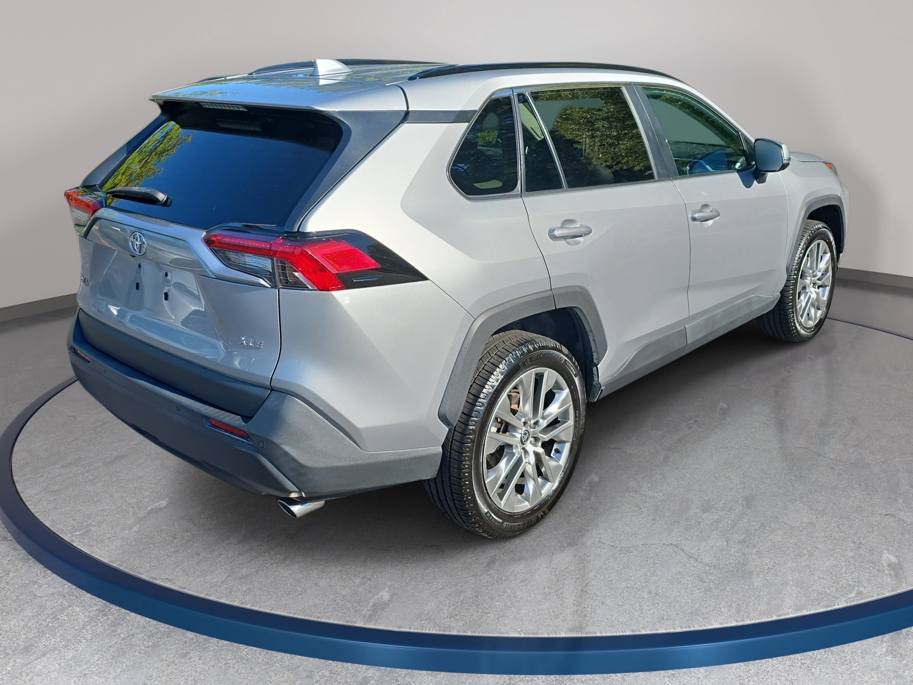 Used 2022 Toyota RAV4 XLE Premium SUV