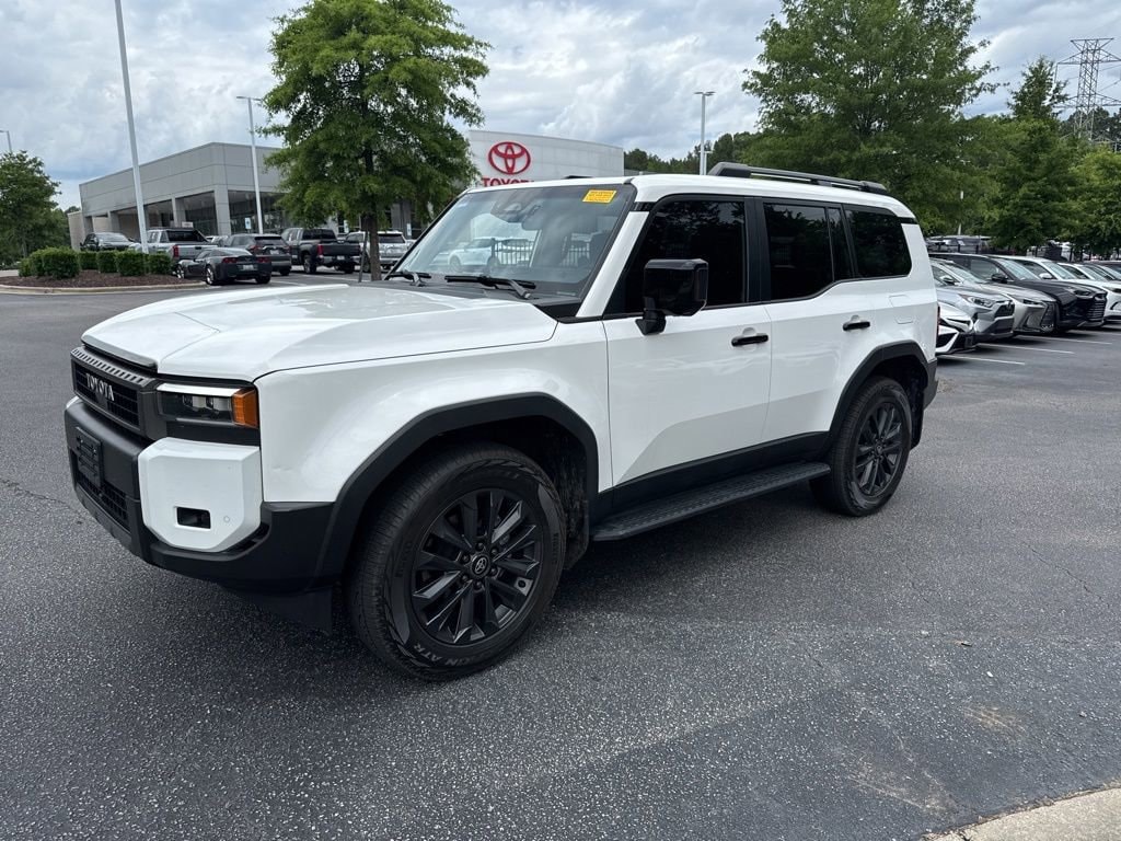 2024 Toyota Land Cruiser Land Cruiser's photo
