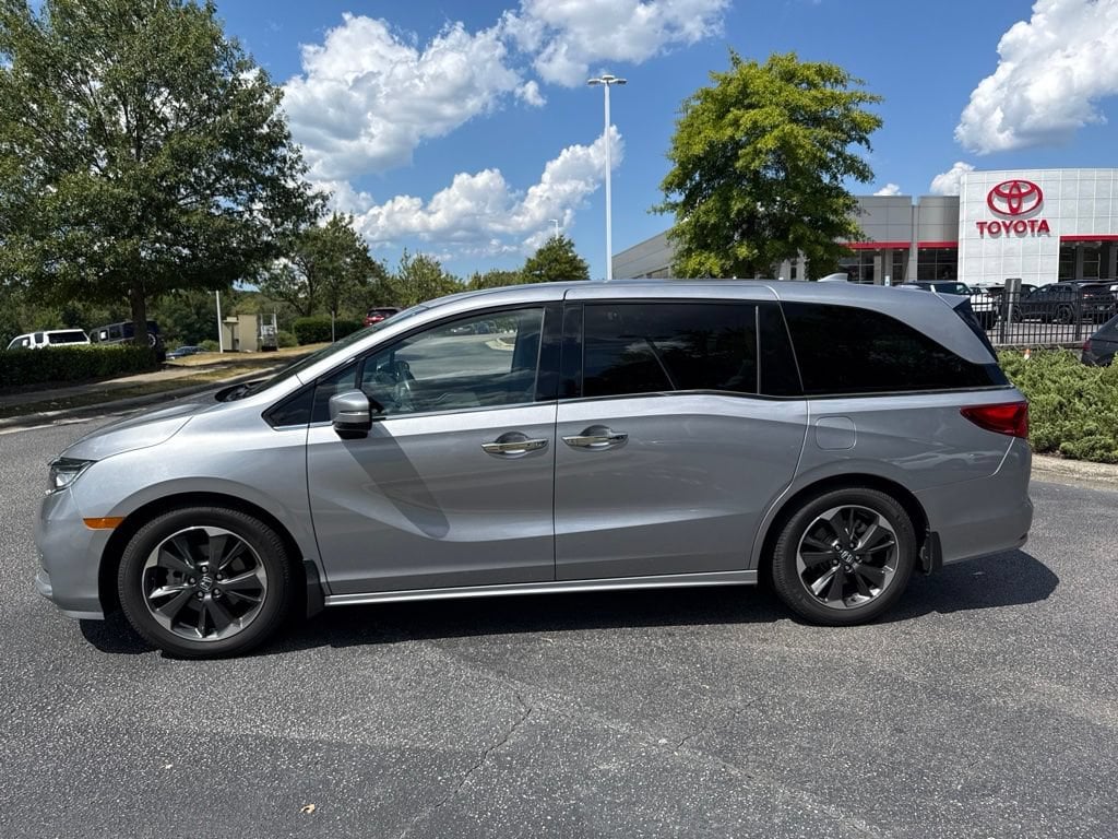 Used 2023 Honda Odyssey Elite Van