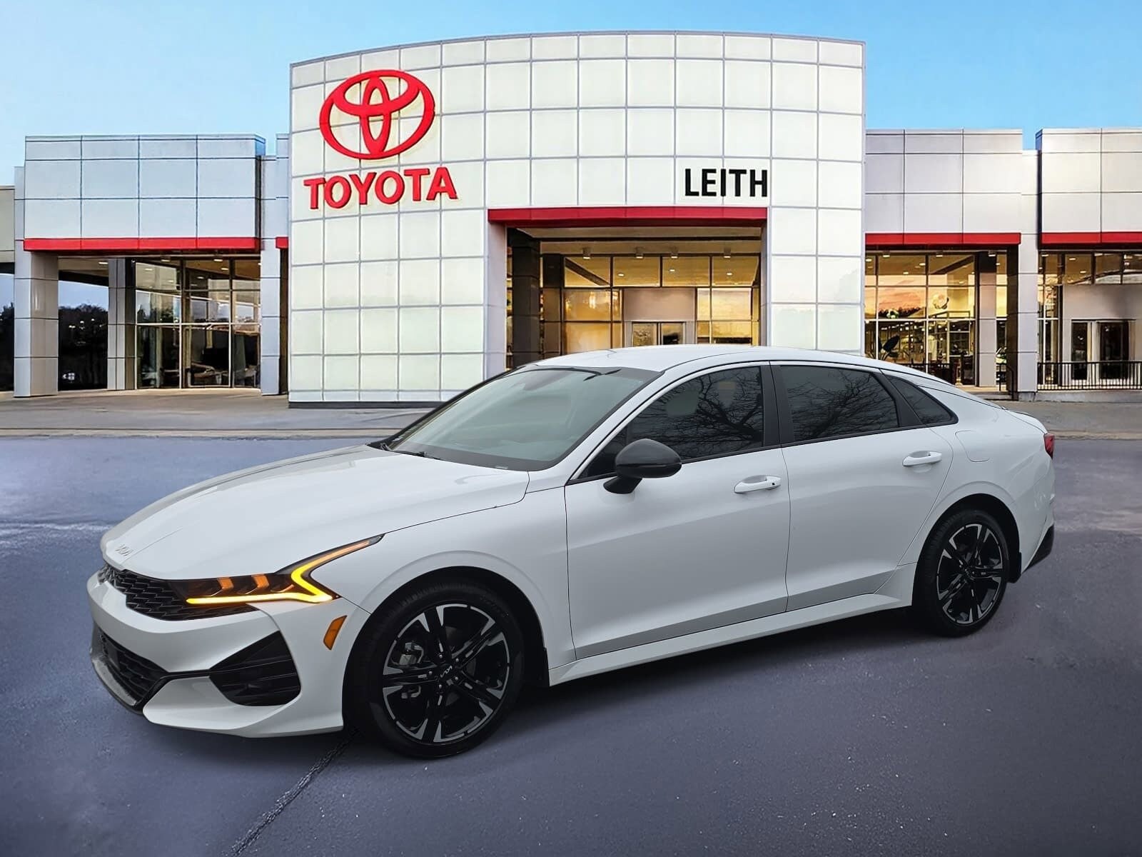 2023 Kia K5 GT-Line's photo