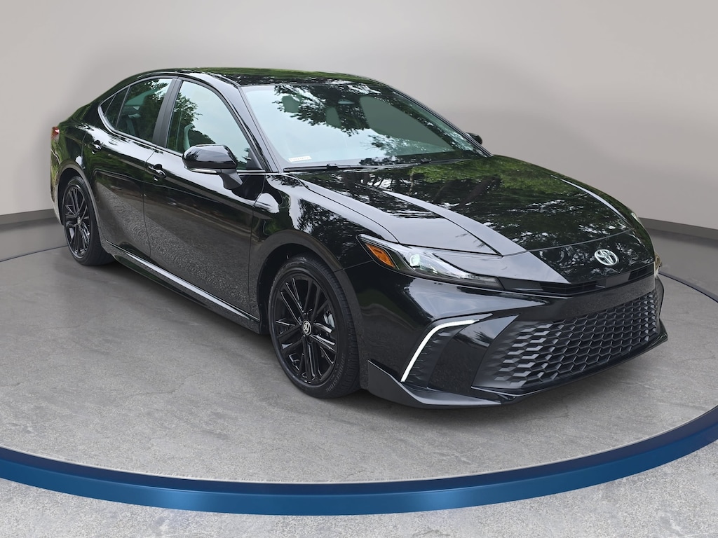 Used 2026 Toyota Camry SE Sedan