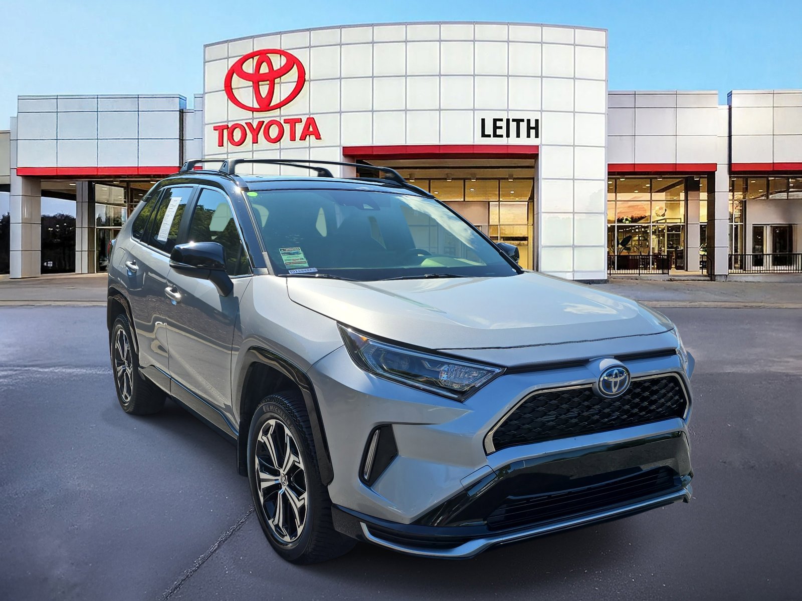 2021 Toyota RAV4 Prime XSE photo 3