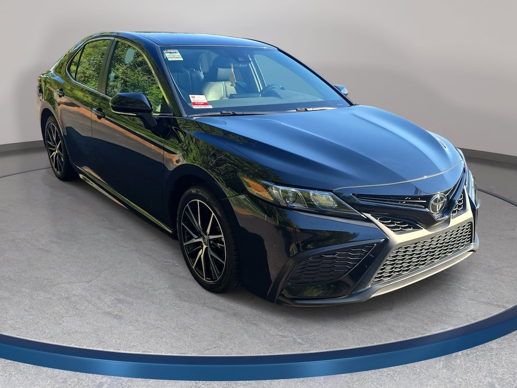 Used 2024 Toyota Camry SE Sedan