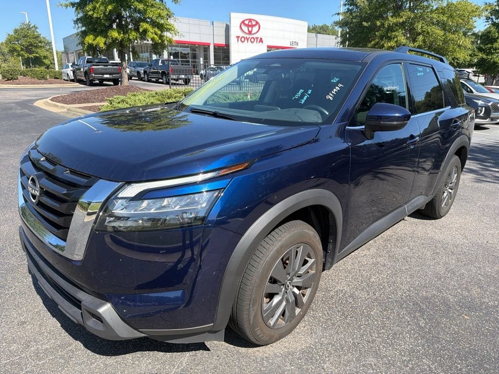 Used 2025 Nissan Pathfinder SV SUV