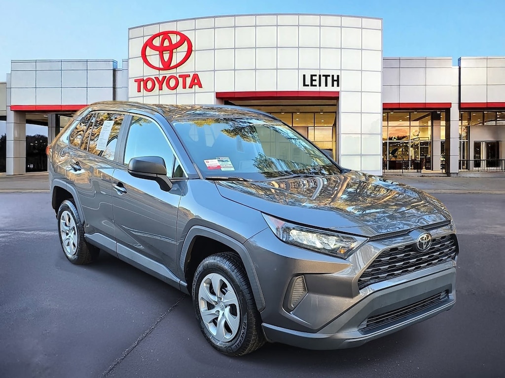 Used 2021 Toyota RAV4 LE SUV