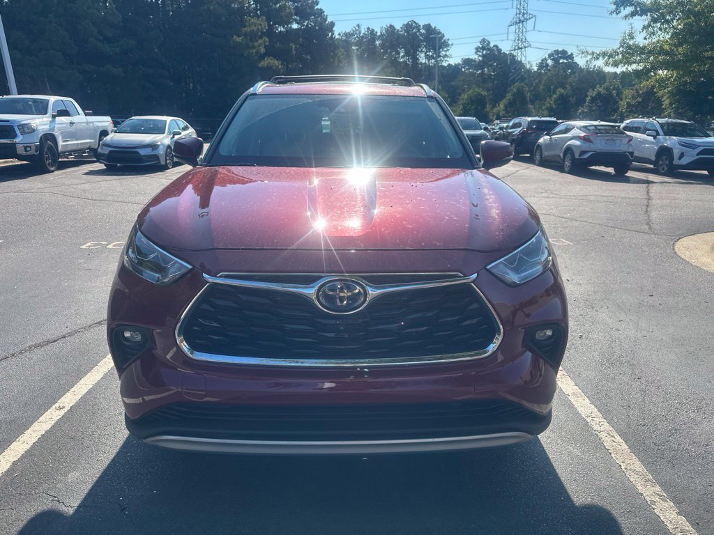 Used 2021 Toyota Highlander Hybrid Platinum SUV