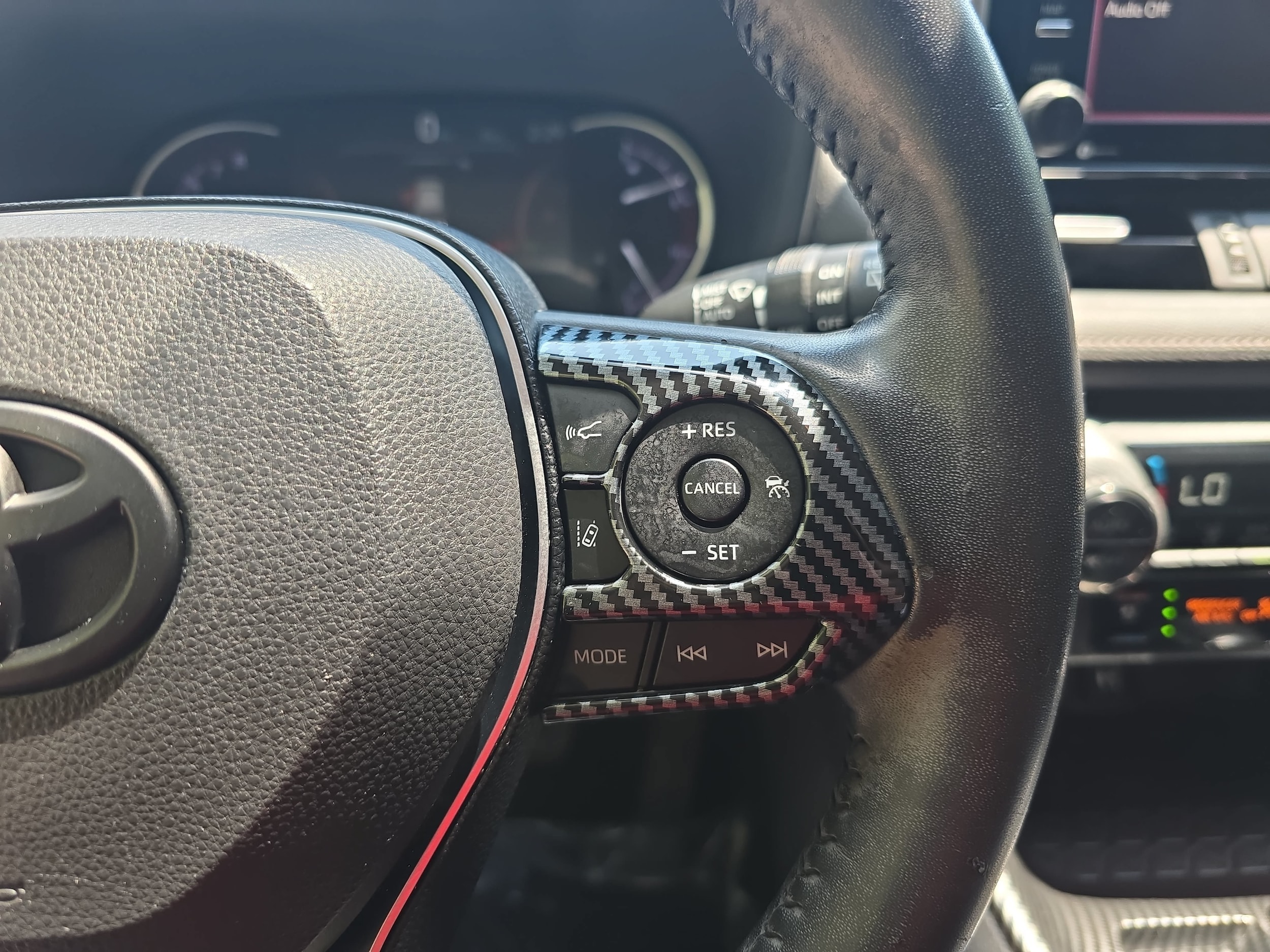 2019 Toyota RAV4 Limited - Photo 17