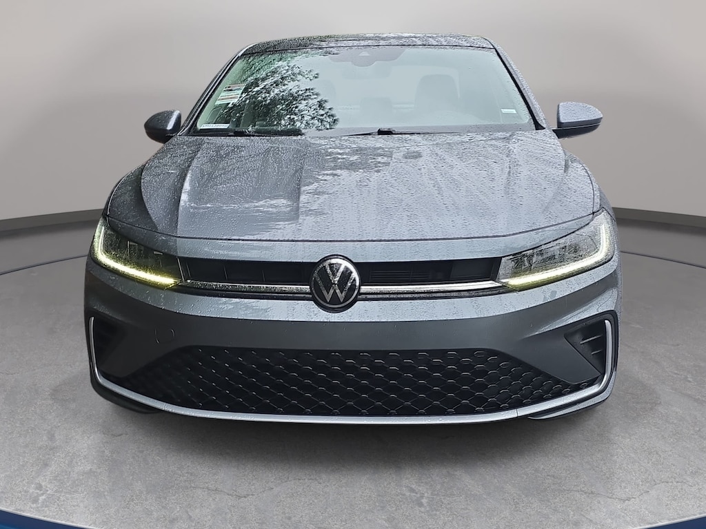 Used 2025 Volkswagen Jetta 1.5T SE Sedan