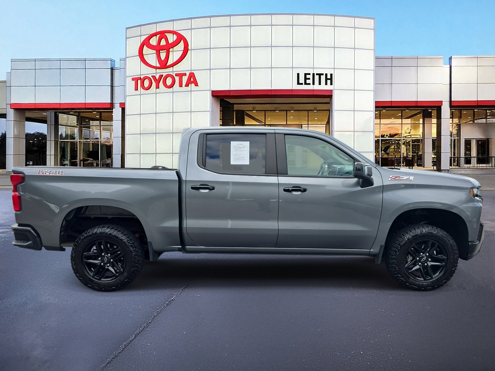 2021 Chevrolet Silverado 1500 LT Trail Boss photo 4