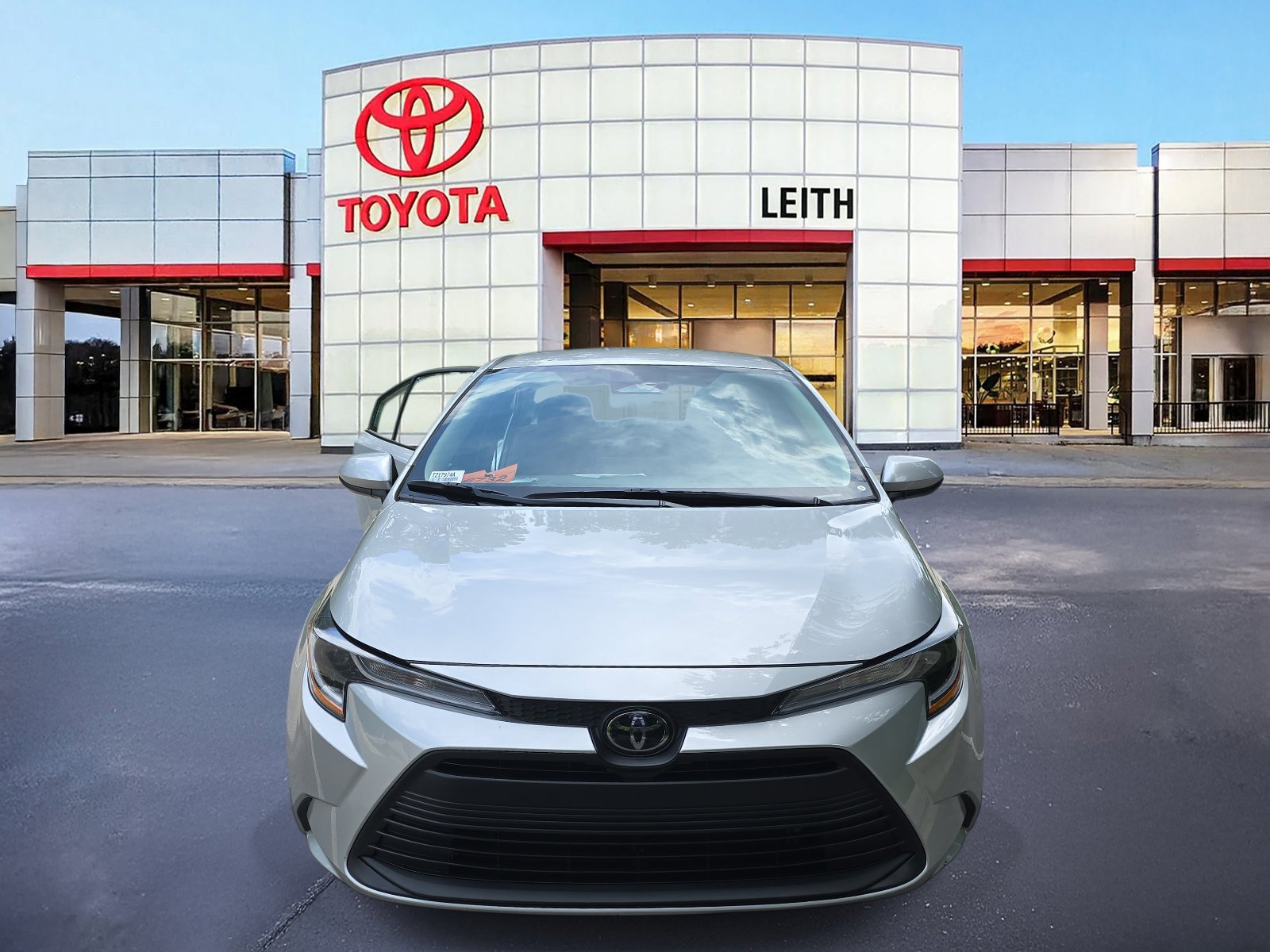 Used 2024 Toyota Corolla LE with VIN 5YFB4MDE1RP217974 for sale in Raleigh, NC