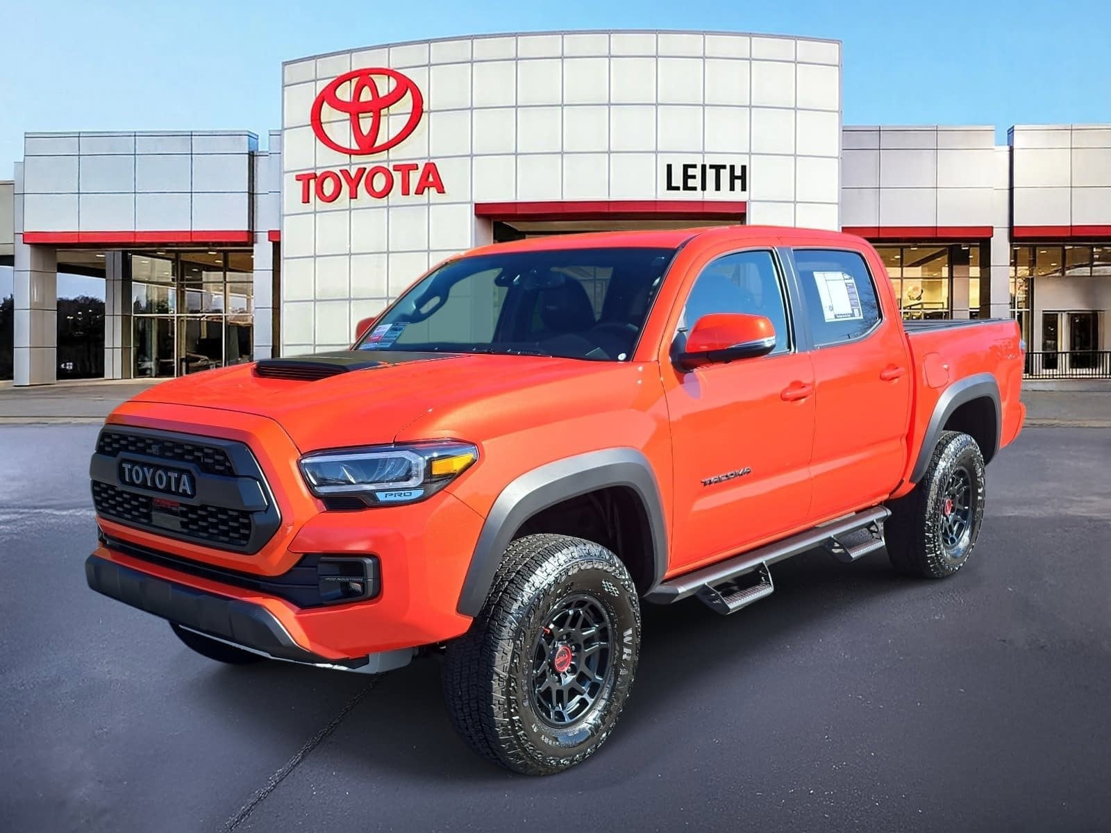 2023 Toyota Tacoma TRD Pro's photo