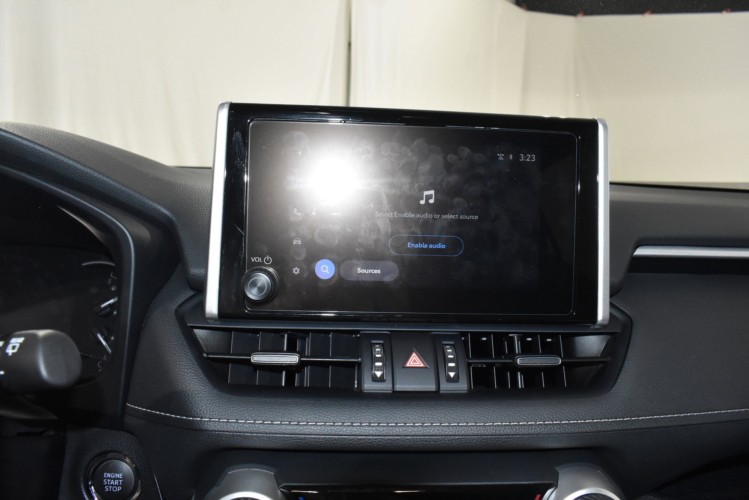 2025 Toyota RAV4 XLE Premium - Photo 16