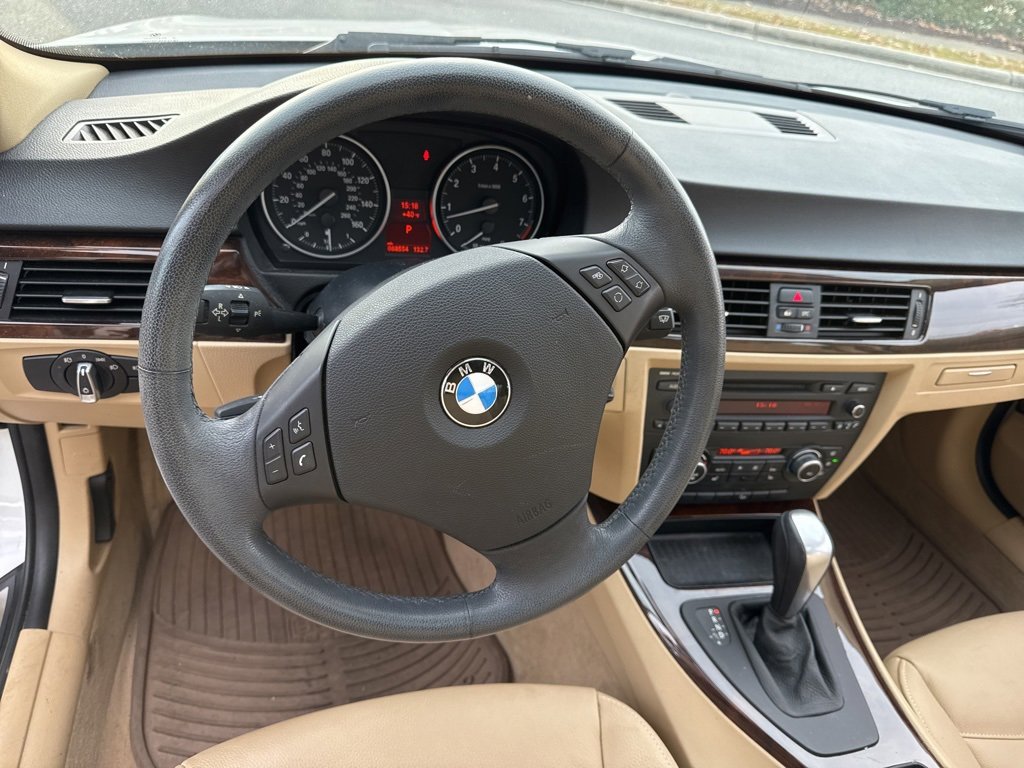 Image of 2011 BMW 328i xDrive Sedan