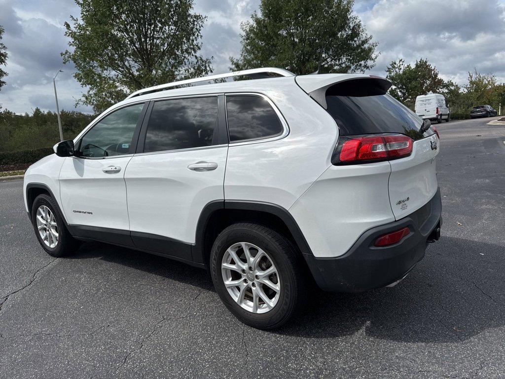 2018 Jeep Cherokee Latitude photo 2