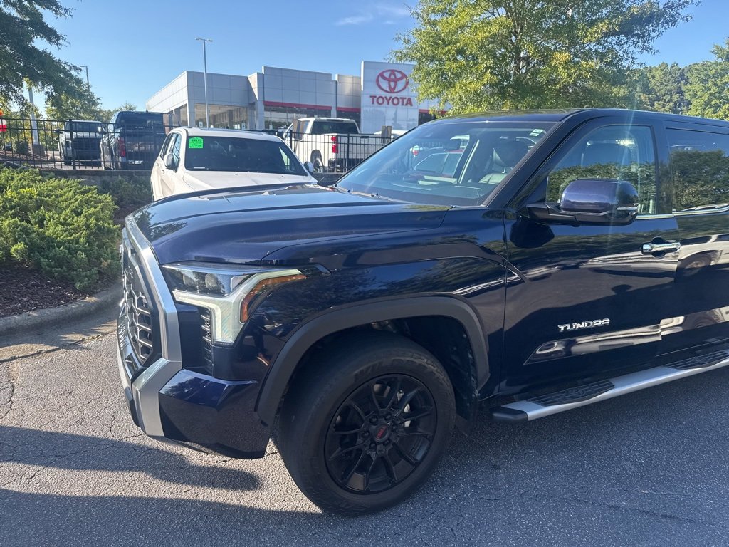2022 Toyota Tundra Limited photo 3
